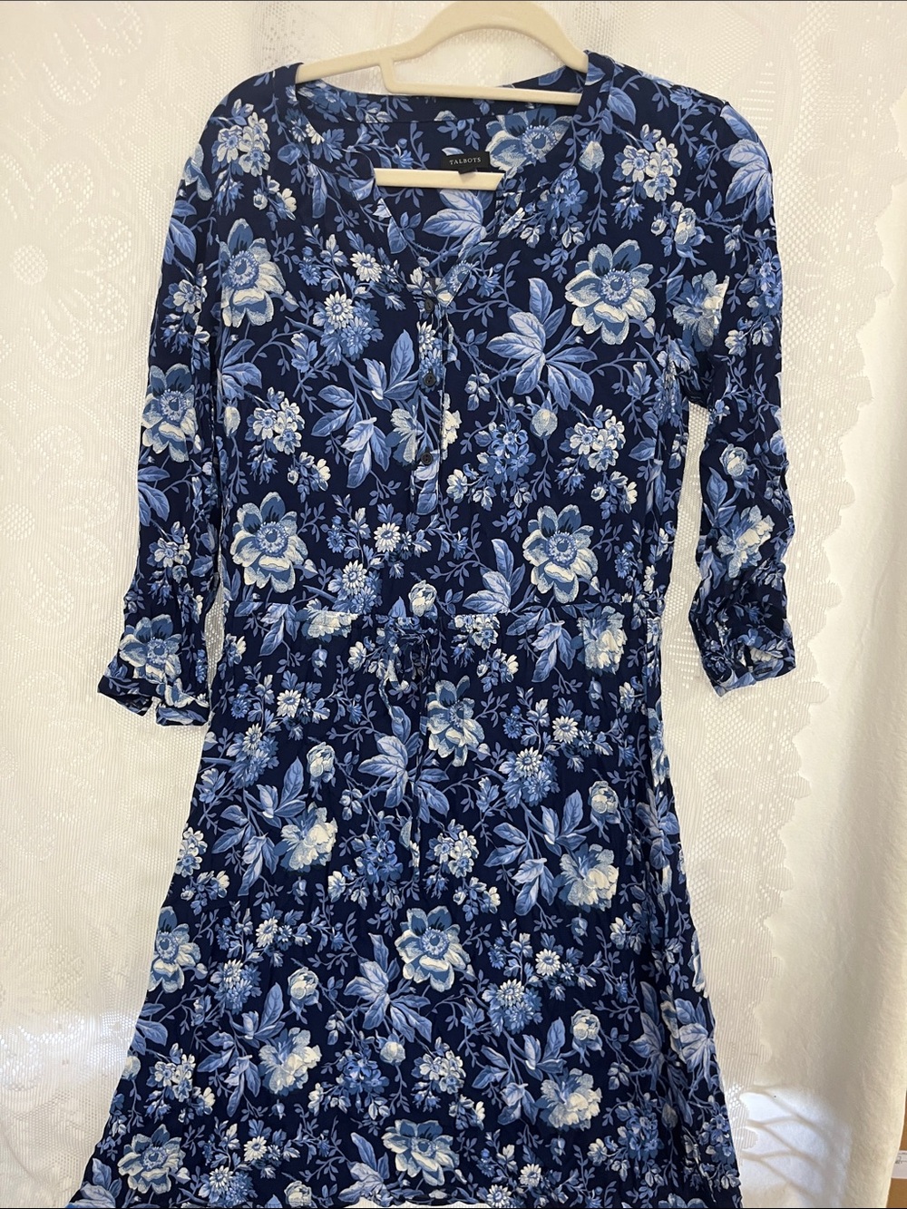 Talbots Navy and Light Blue Floral 3/4 Sleeve Dress NWOT 6